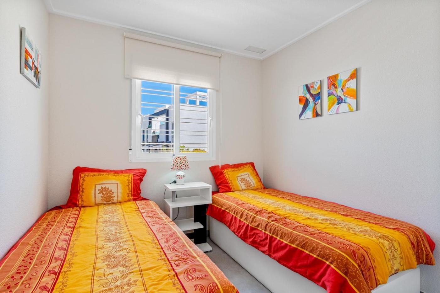 Apartments Punta Prima Indoor & Outdoor Pool تورّيفيِخا المظهر الخارجي الصورة