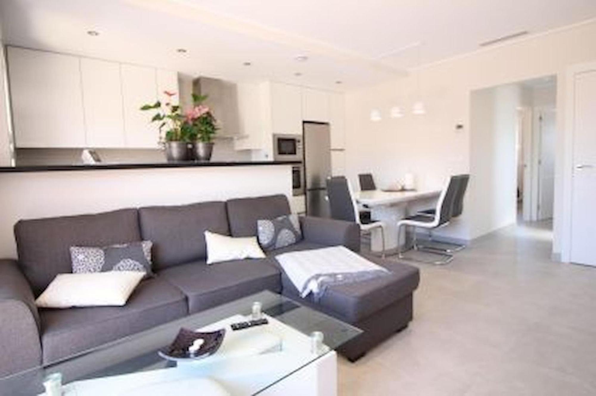 Apartments Punta Prima Indoor & Outdoor Pool تورّيفيِخا المظهر الخارجي الصورة