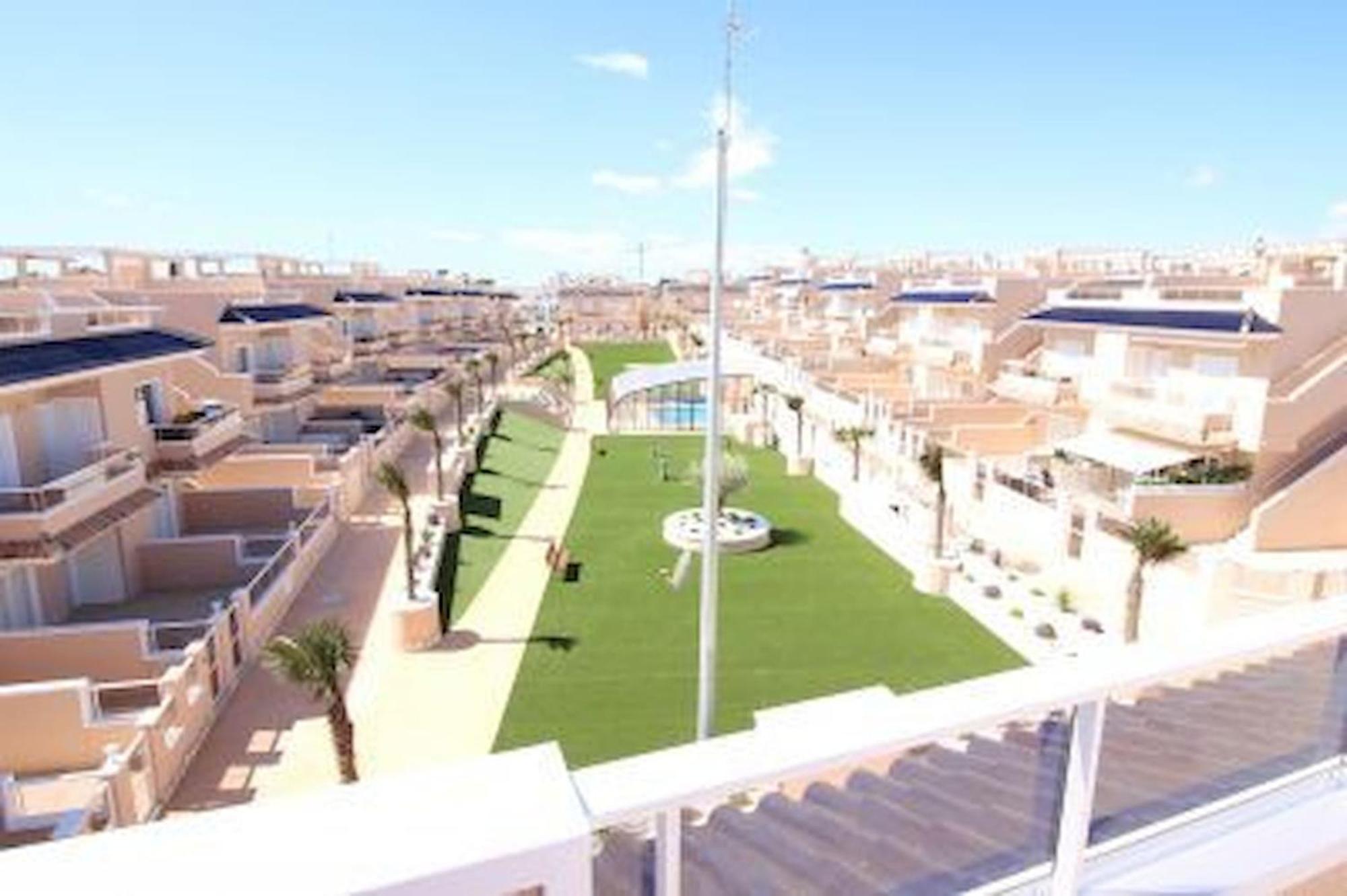 Apartments Punta Prima Indoor & Outdoor Pool تورّيفيِخا المظهر الخارجي الصورة