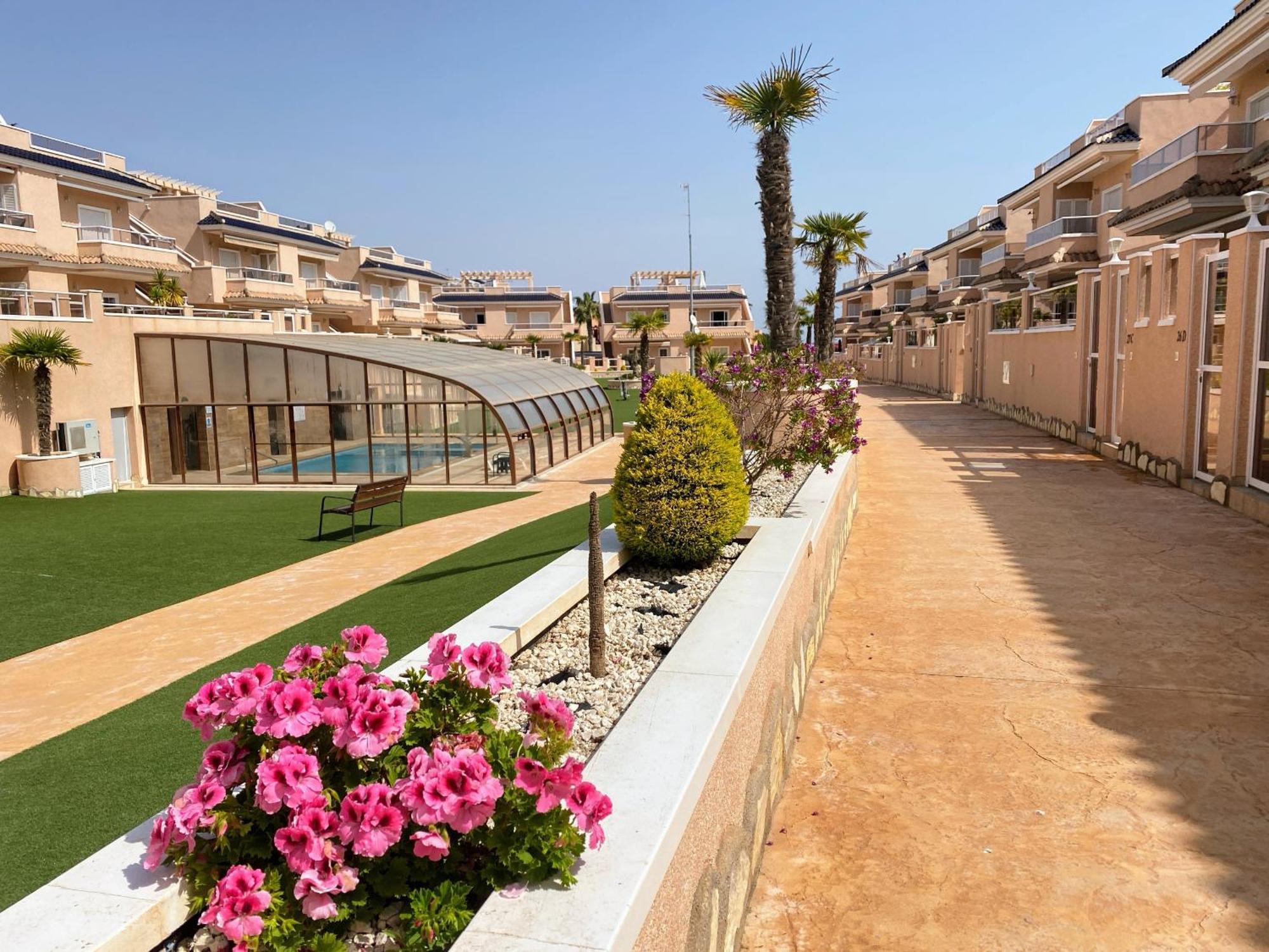Apartments Punta Prima Indoor & Outdoor Pool تورّيفيِخا المظهر الخارجي الصورة